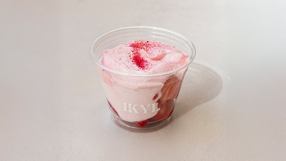 Strawberry cloud